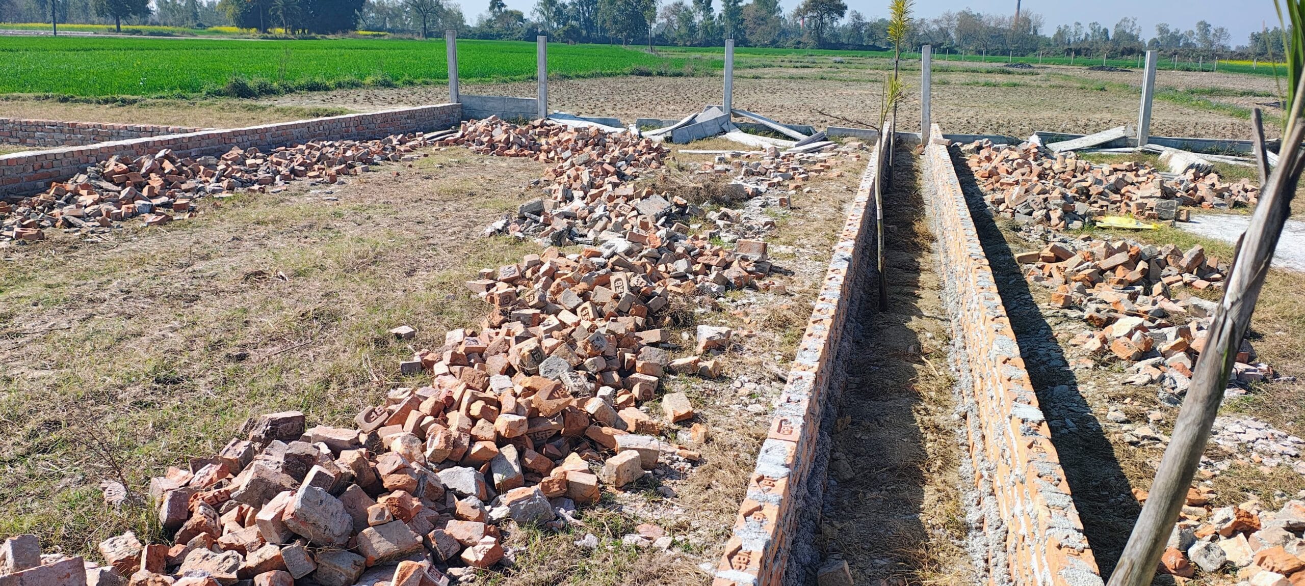 Plot on sale , Real Estate consultant