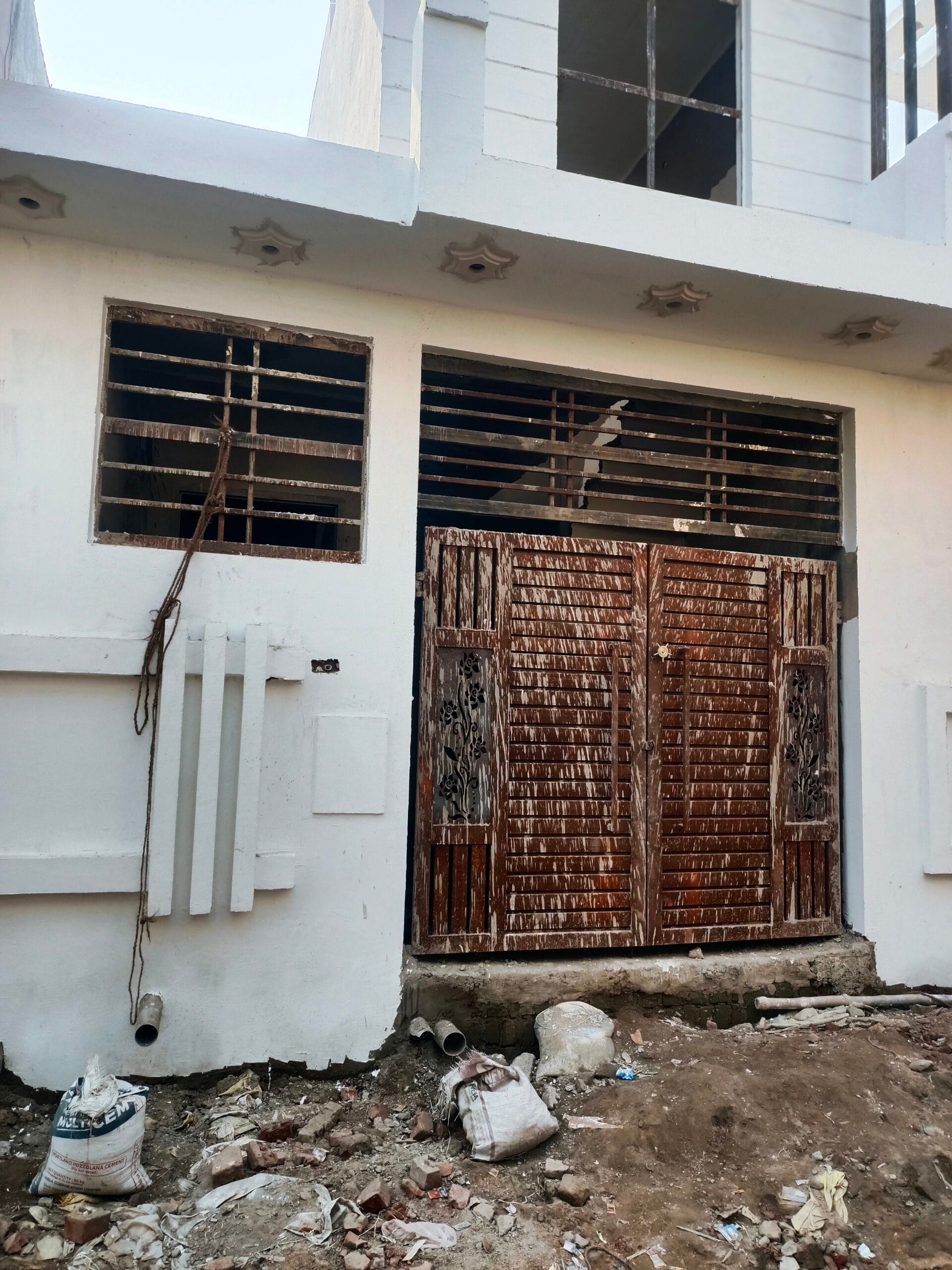 house on sale, Real Estate agent