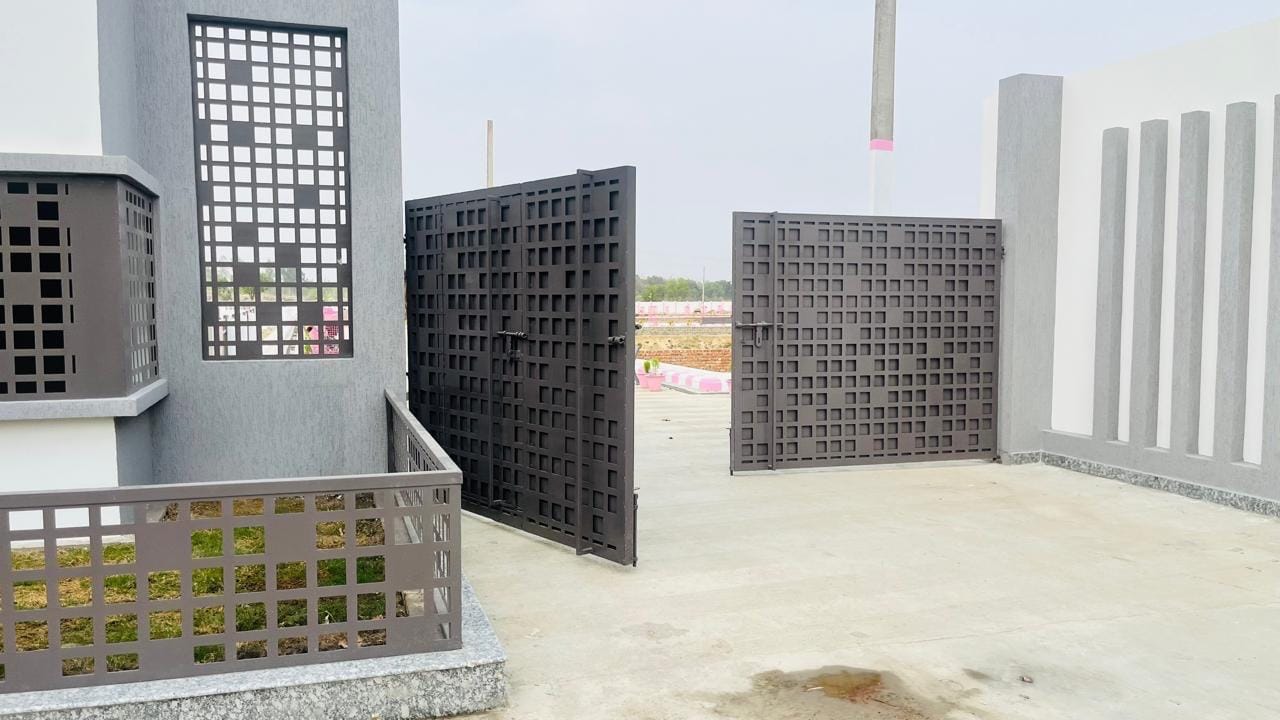 Plot for sale, investment